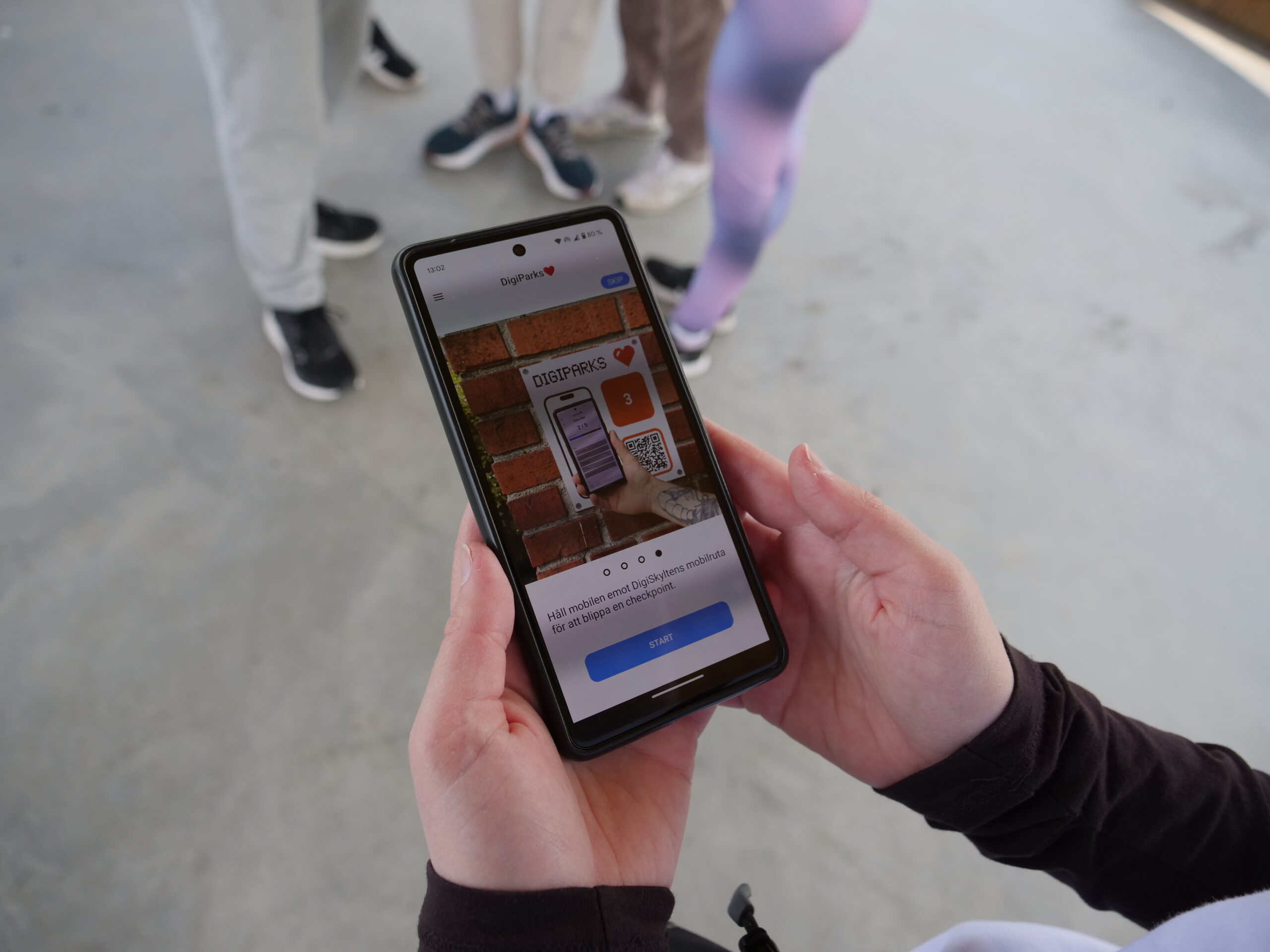 Mobilförbud i skolan – elevernas röster och vår syn på frågan
